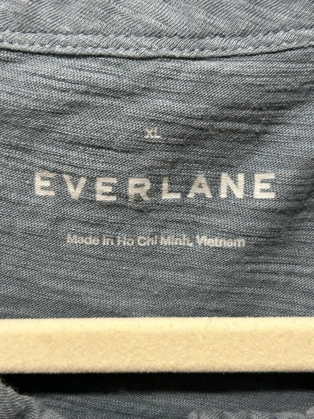 Everlane Cotton Slub Henley Tee in Slate Gray , size XL Inseam - Picture 3 of 5